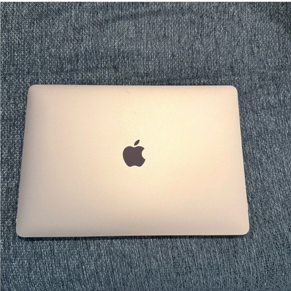 2020 Apple MacBook Air - M1 Rose Gold 13.3 “ - Picture 8 of 14